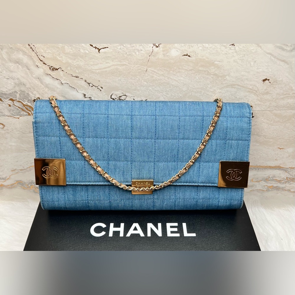 #014690DC Chanel Vintage Denim Choco Bar